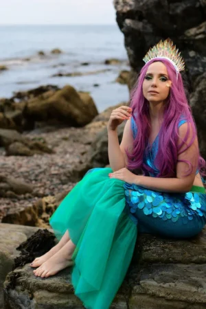 Mermaid Woman Costume - Perfect for Halloween, Cosplay and Themed Parties - Turquoise Fish Tail Skirt and Top